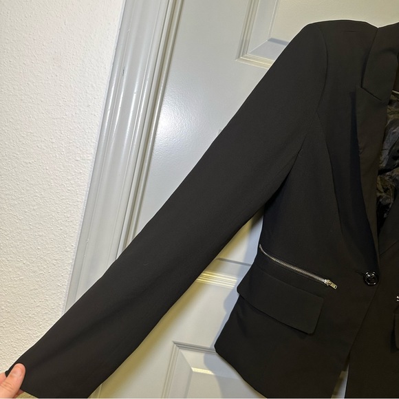 Issue Black V Neck 1-Button Front Blazer Jacket Size S - Picture 3 of 7